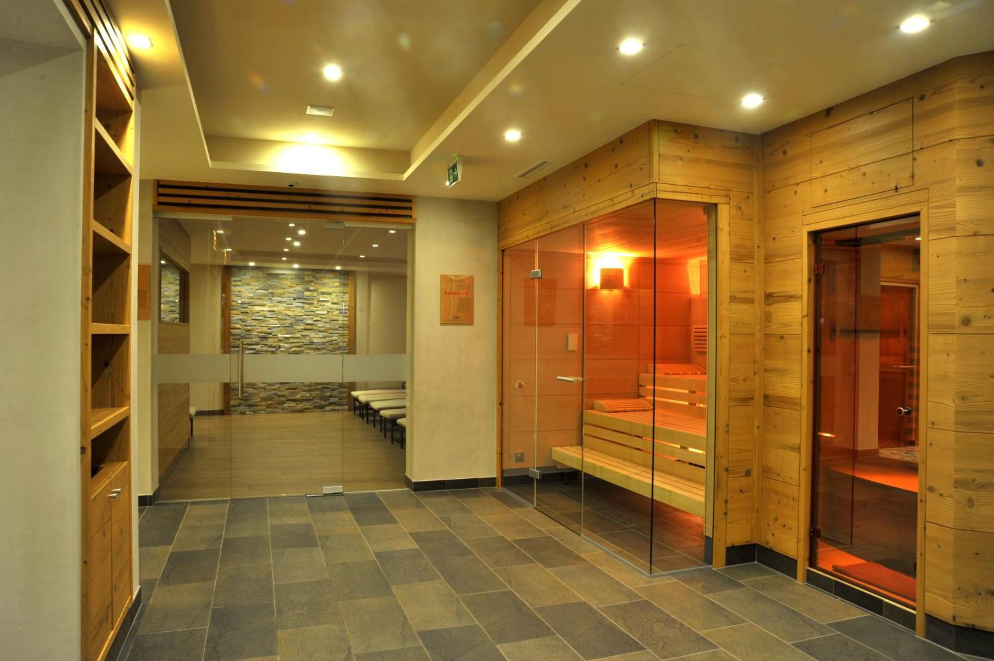 Hotel Maria Theresia Ишгль Экстерьер фото
